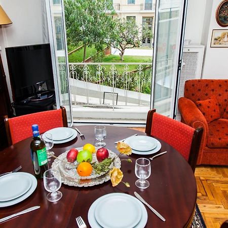 Vintage Apartment In Downtown Athens! Atenas Exterior foto