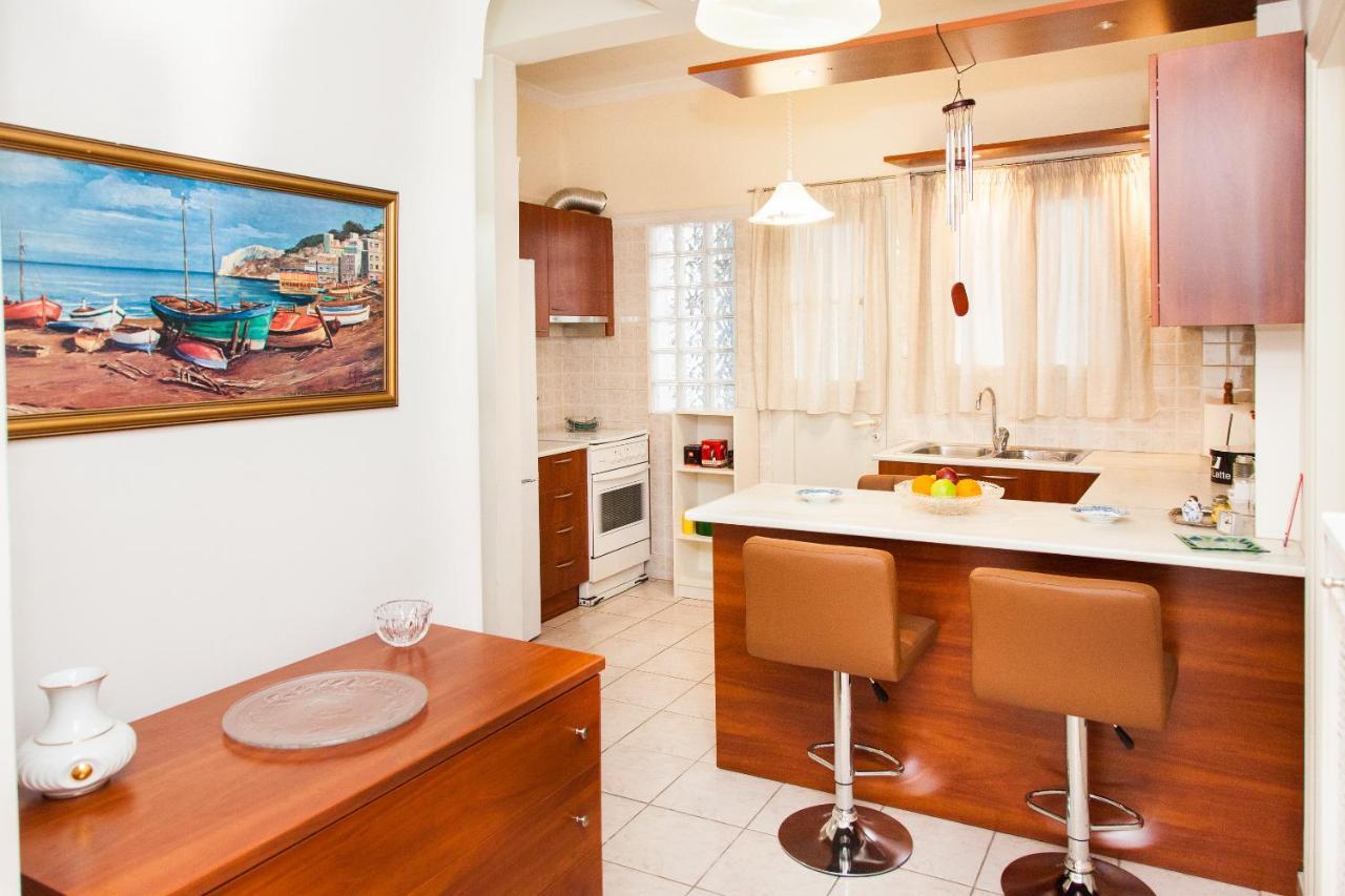 Vintage Apartment In Downtown Athens! Atenas Exterior foto