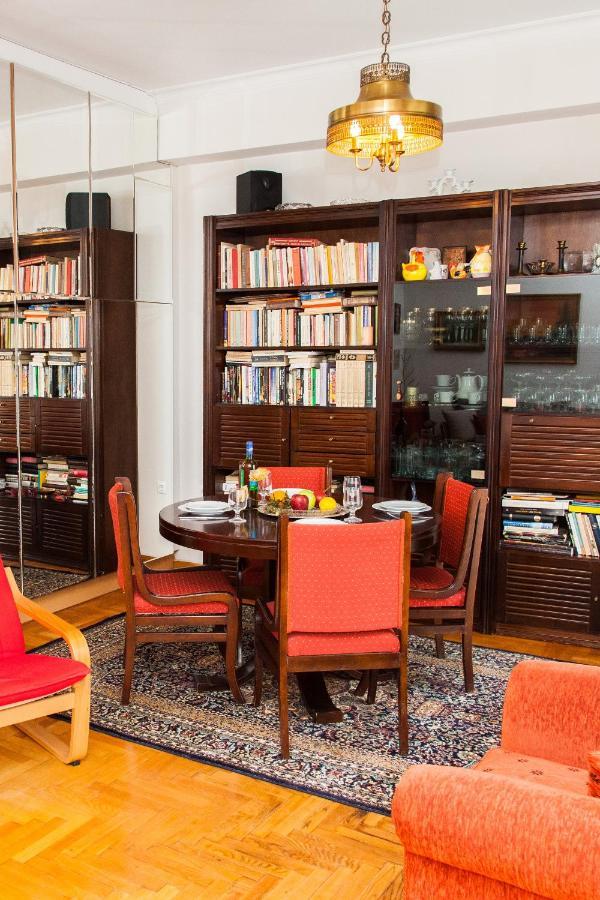 Vintage Apartment In Downtown Athens! Atenas Exterior foto