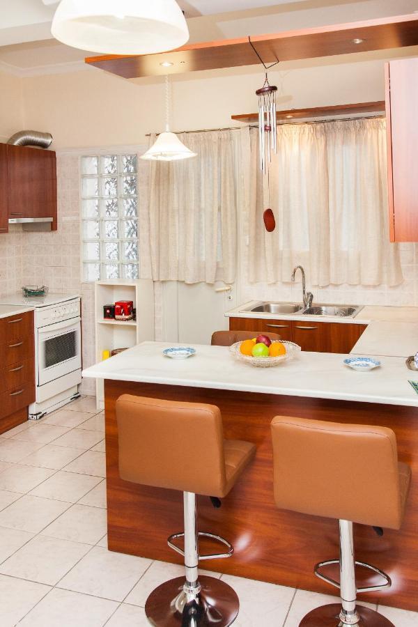 Vintage Apartment In Downtown Athens! Atenas Exterior foto